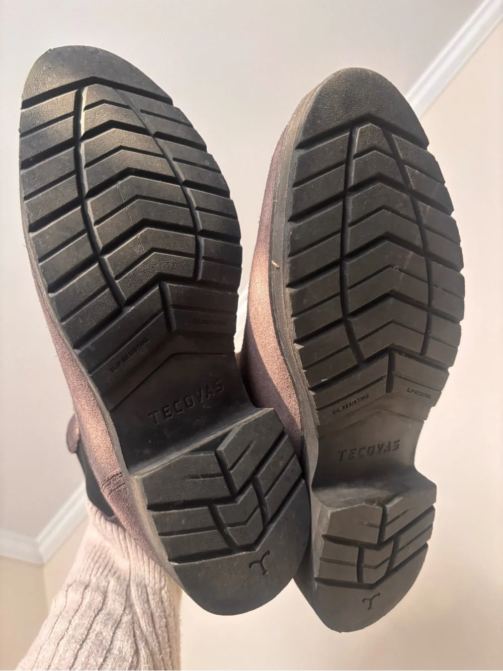 Men’s Tecova Chelsea boots